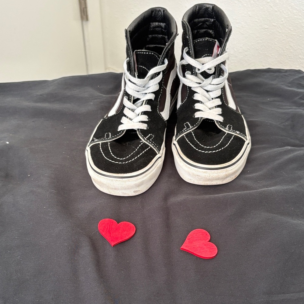 Vans Women's Black and White High-Top Sneakers